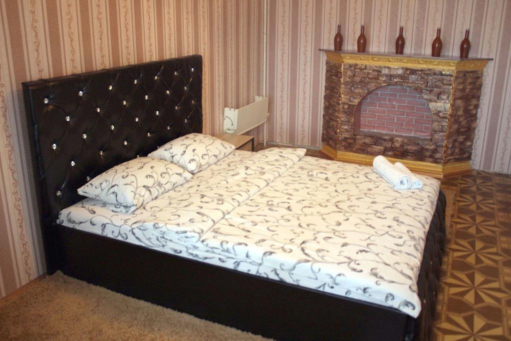 Apartment On Fastivs'Ka 2 Biała Cerkiew Zewnętrze zdjęcie